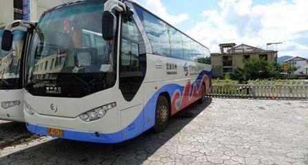 新疆烏魯木齊旅游指南 壯麗汗騰格里寺、香火旺盛水磨溝公園與便捷汽車出租服務